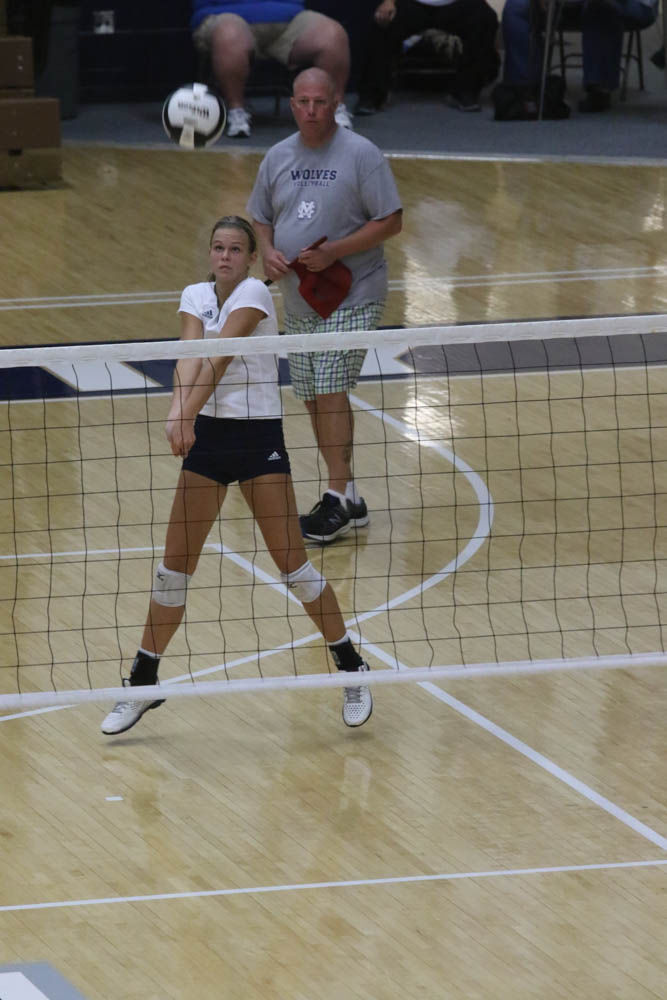Gallery: Girls volleyball - Crown Point at Michigan City